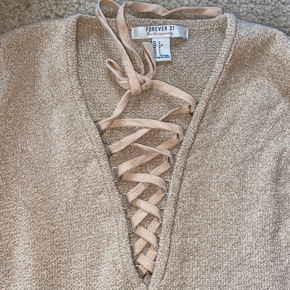 beachy sweater - Picture 4 of 4